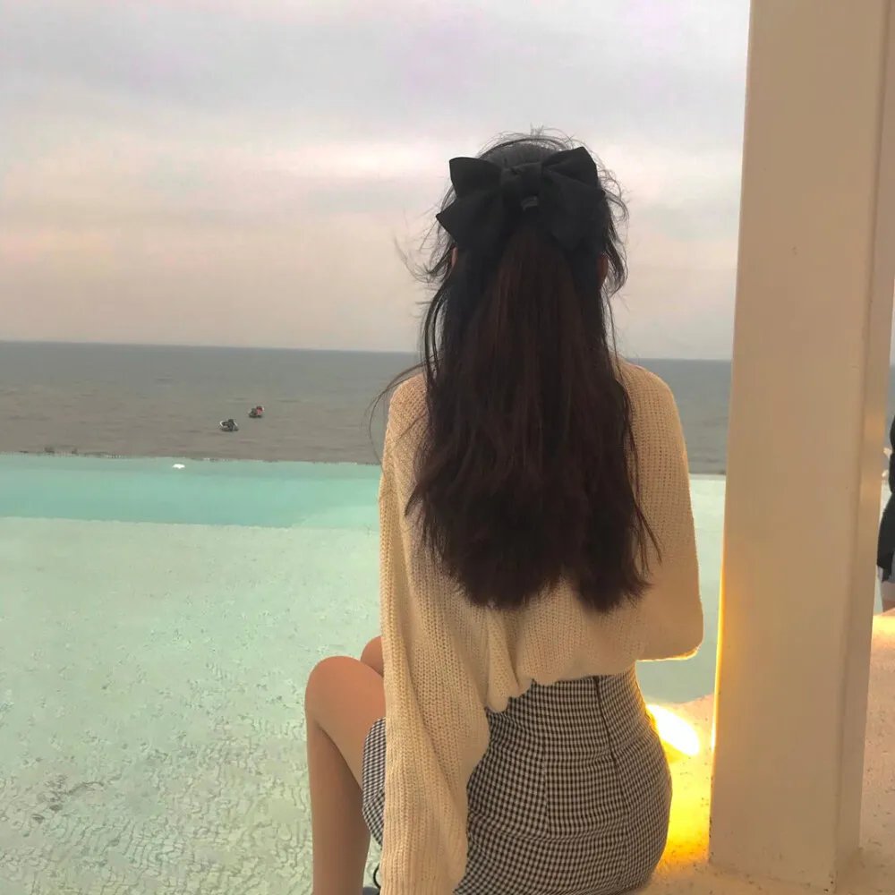 明星蹭饭被拒我全家遭受网暴